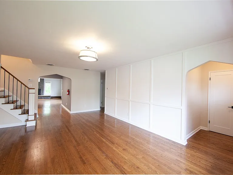 30 Chestnut Hill Pl — Photo 12