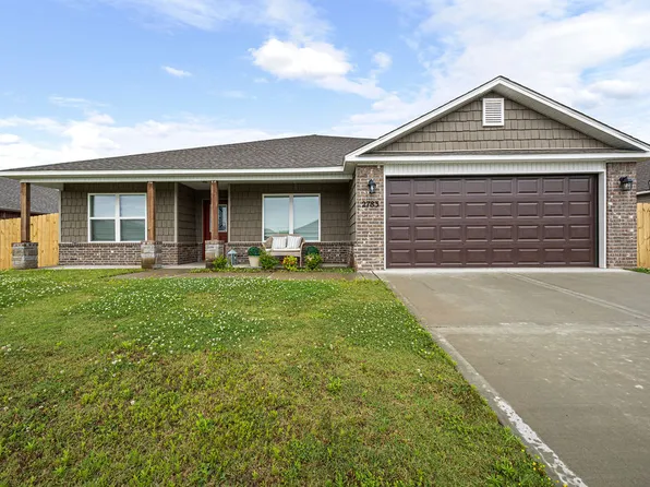2783 W McLaren Dr, Fayetteville, AR 72704