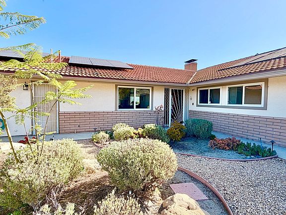 3rd image of 1509 Macadamia Dr