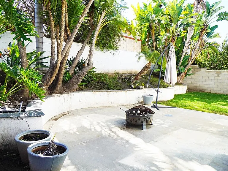 14722 Comet St — Photo 24