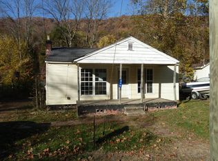 306 E Spring St, Oliver Springs, TN 37840