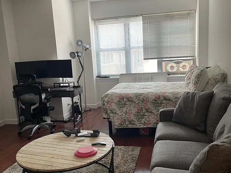 80 Park Ave #19A — Photo 1