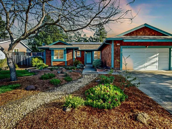 2042 Weatherby Way, Petaluma, CA 94954