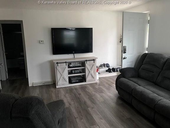 3rd image of 1811 Bigley Ave