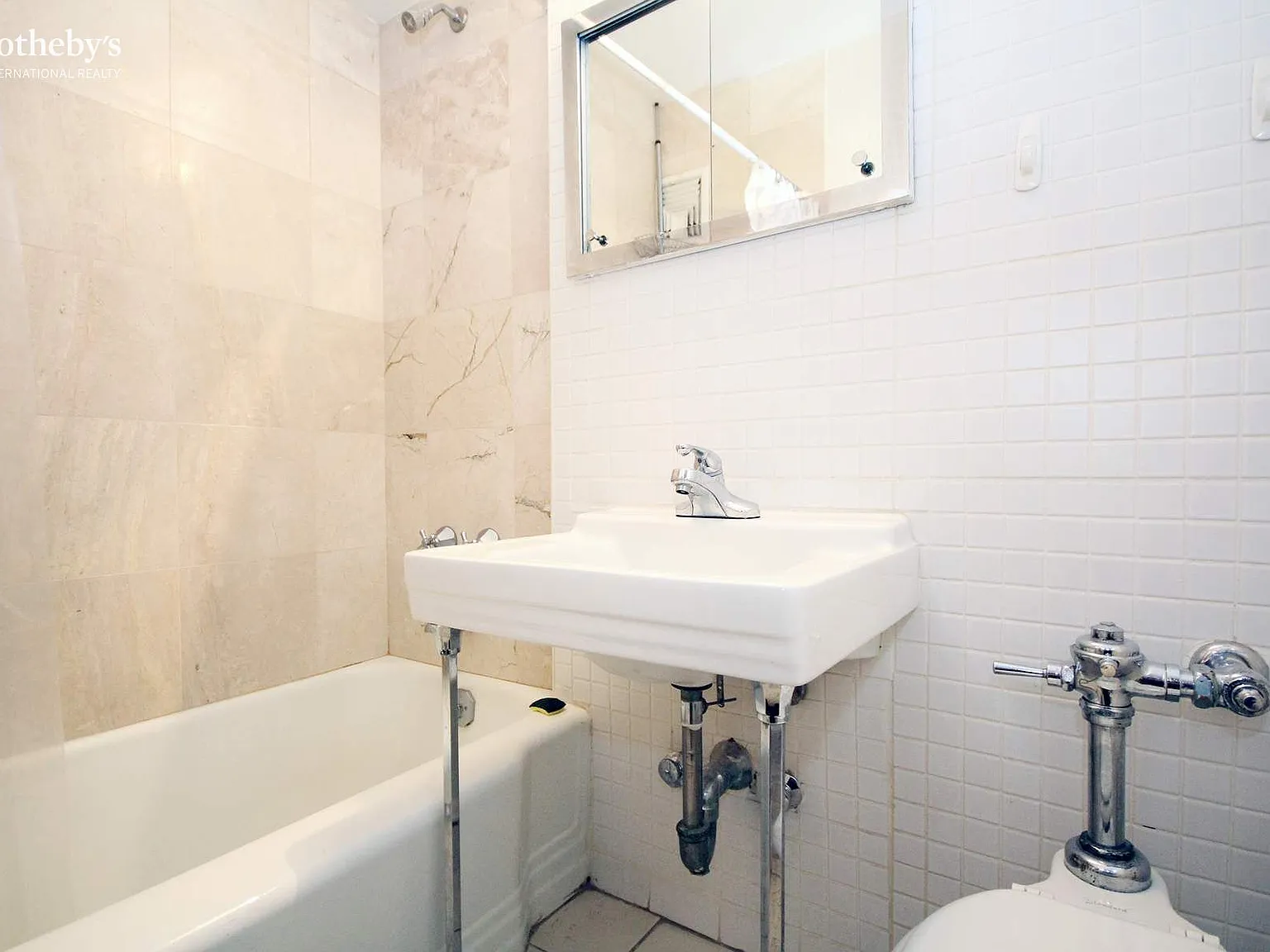 460 East 79th Street — Photo 4