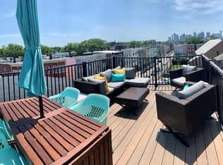 90 Morris St #3, Boston, MA 02128