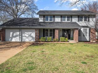 7807 Tanager Ct, Saint Louis, MO 63119