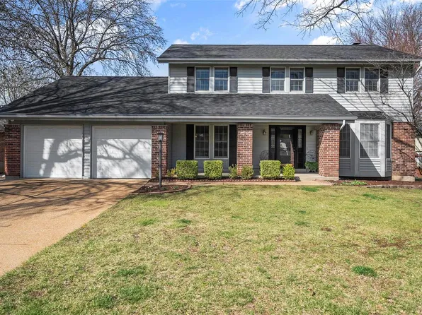 7807 Tanager Ct, Saint Louis, MO 63119