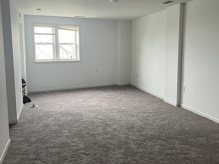 510 W Main St #5 — Photo 7
