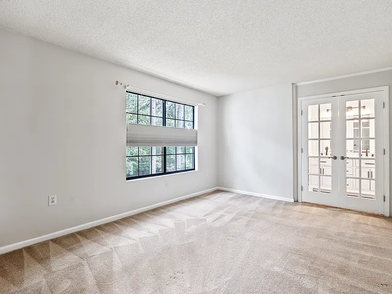 7630 Falcon Rest Cir — Photo 21