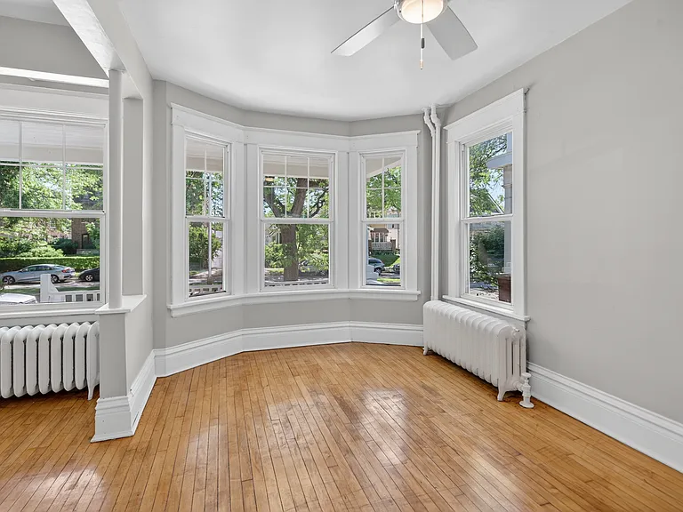 2621 N Humboldt Blvd — Photo 12