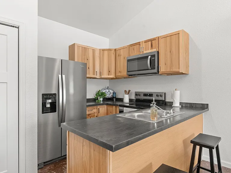 5825 Lions Rd #2 — Photo 5
