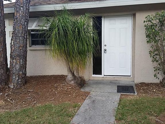 3rd image of 703 N Jefferson Ave #703