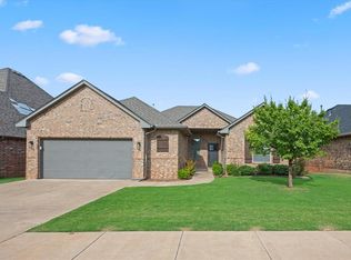 18524 Haslemere Ln, Edmond, OK 73012