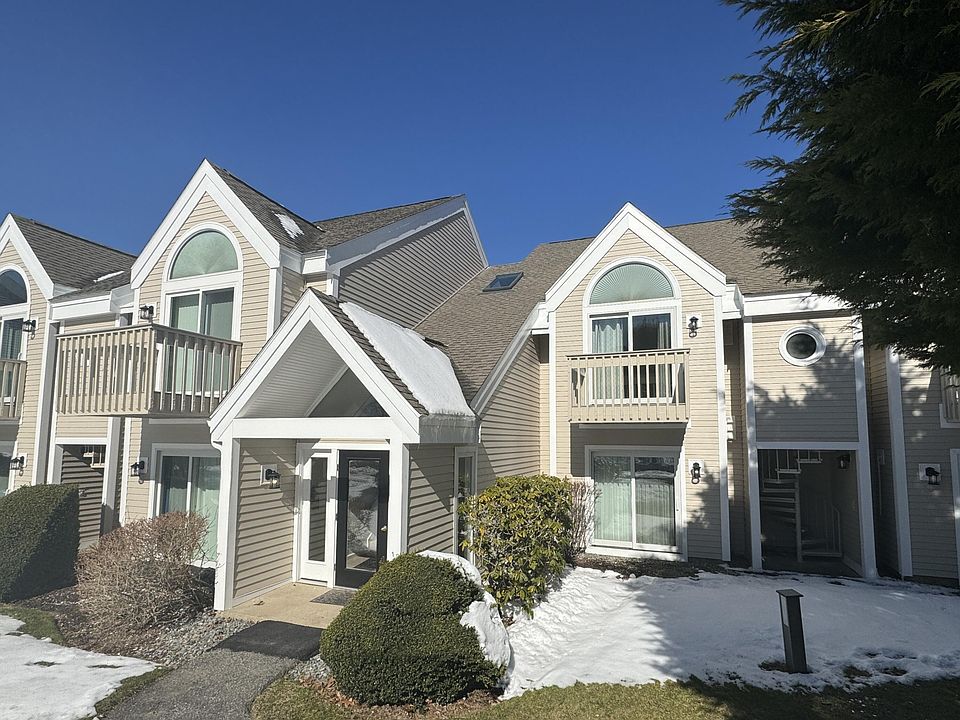 1st image of 52 Endicott Lane