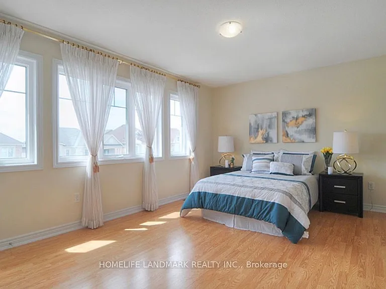 8 Farmhouse Cres — Photo 8