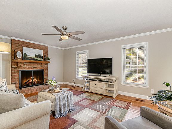 5th image of 4430 Talcott Dr