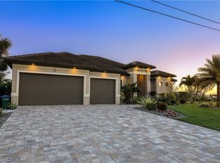 3706 SW 2nd St, Cape Coral, FL 33991