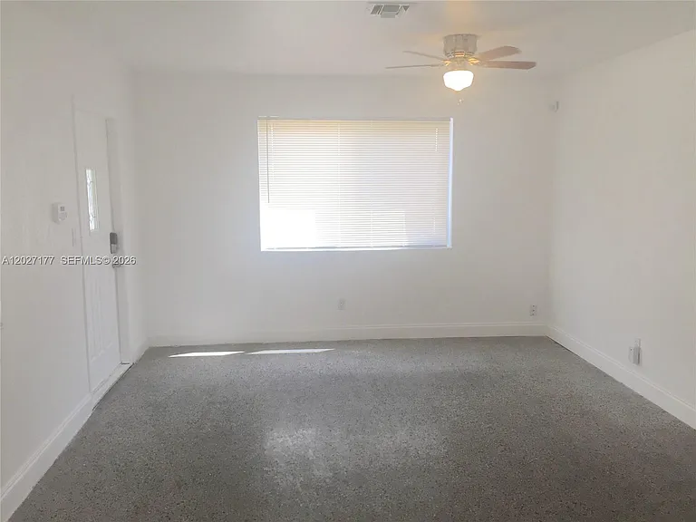 3300 SW 32nd Ave — Photo 11