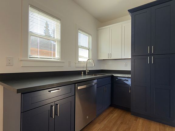 5th image of 33 Echo Ave APT 3
