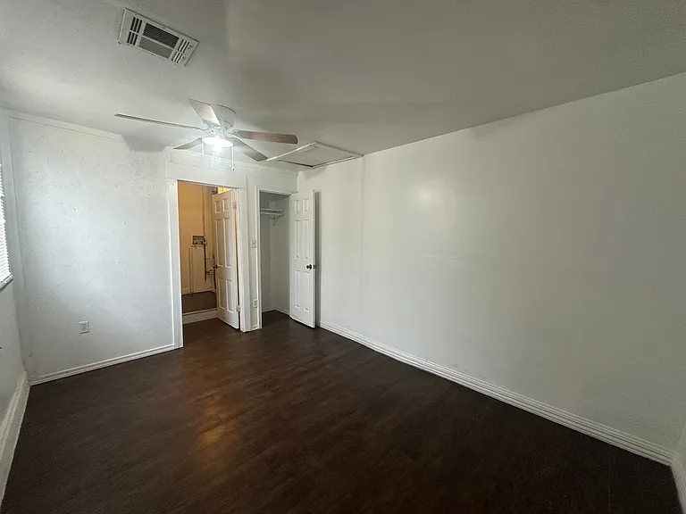 3300 S Post Rd — Photo 18