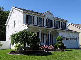 8 Gabriel Way, Albany, NY 12205