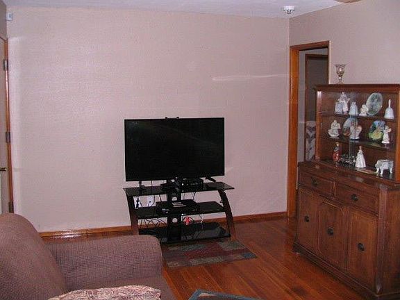 4th image of 1443 21st St