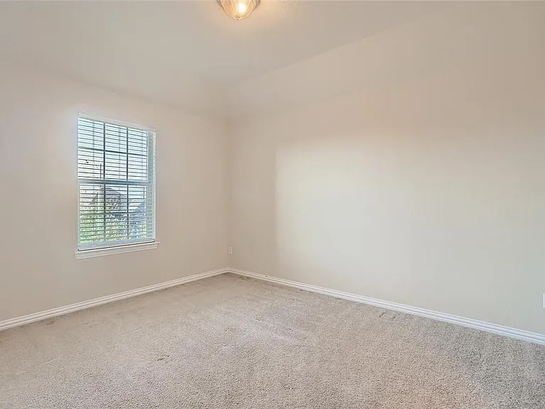 908 Hartman Dr — Photo 25