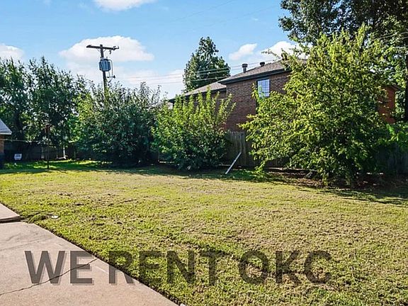 4th image of 1434 NW 92nd St APT 3