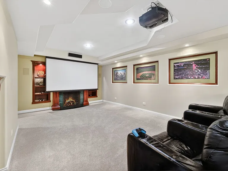 322 Hemlock Ln — Photo 34