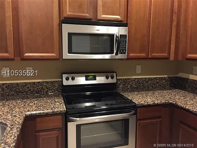 1st image of 21111 NW 14th Pl APT 633