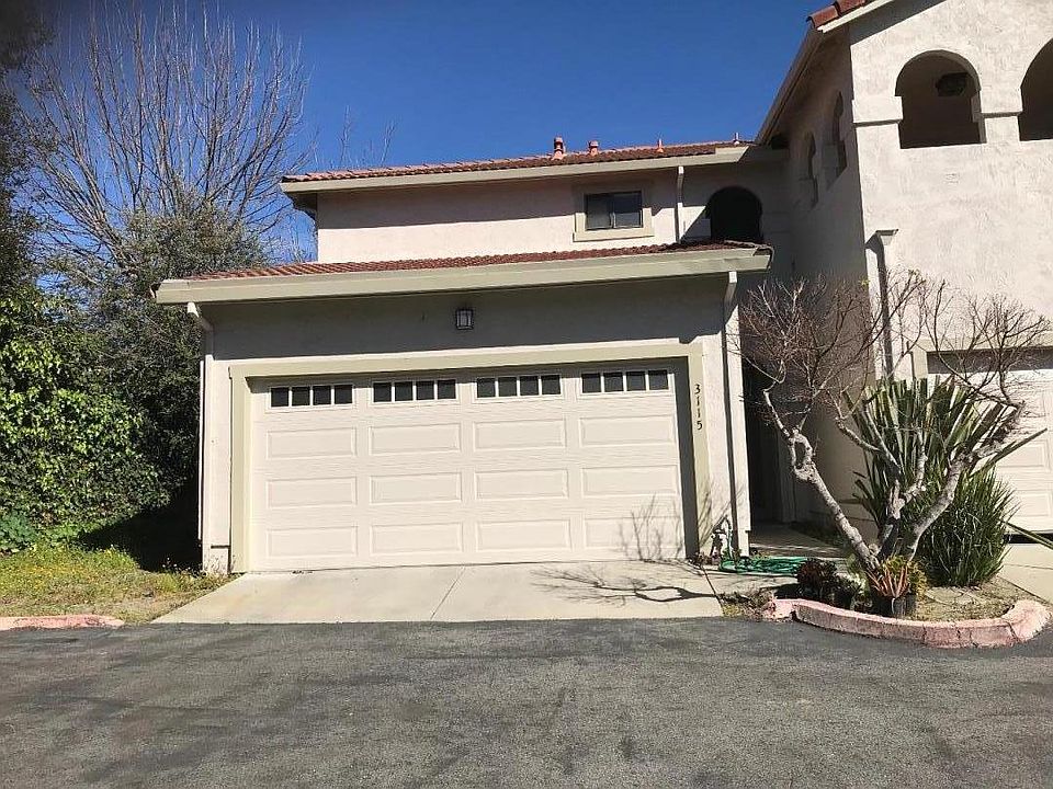 2nd image of 3115 Corte Cabrillo