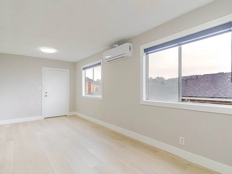 7137 Greeley St #7 — Photo 5