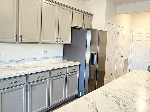 4th image of 2259 Horseshoe Cir