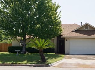 1606 Sundown Blvd, Lockhart, TX 78644