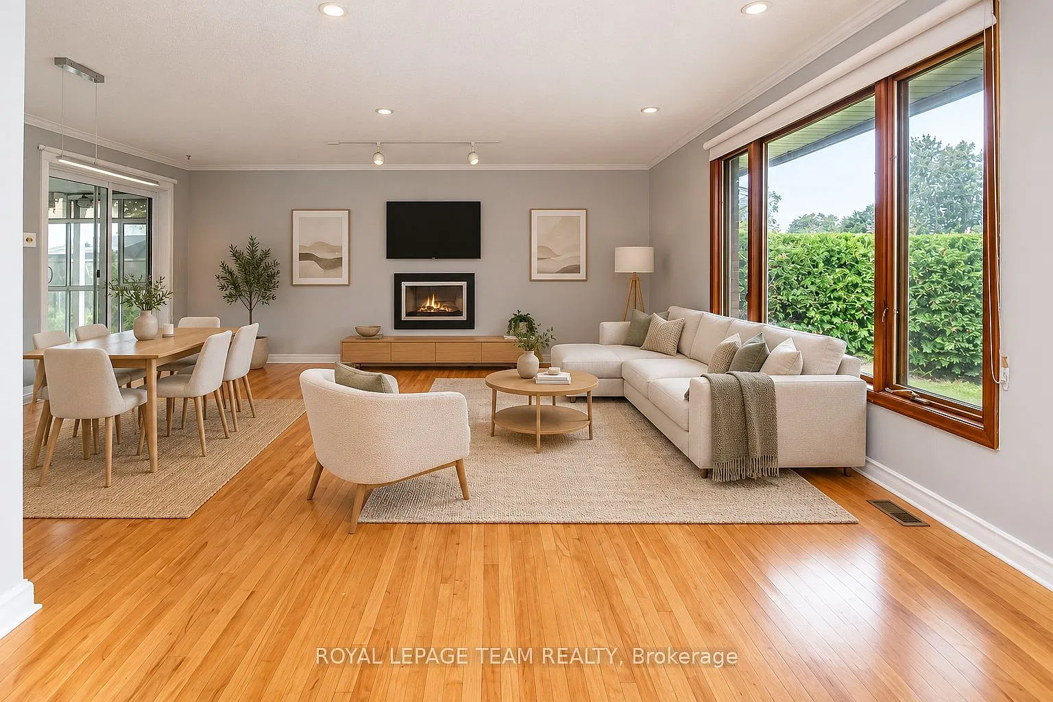 3 bed, $2,995 — Photo 3