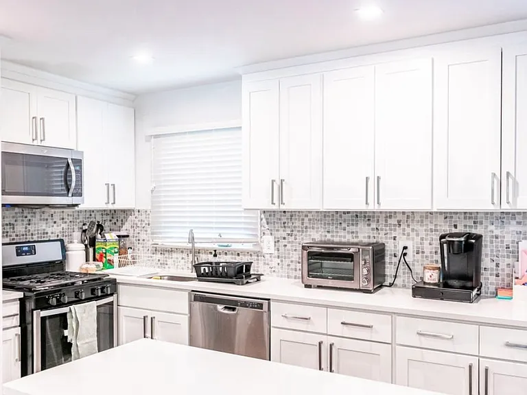 687 Northstream Dr — Photo 8
