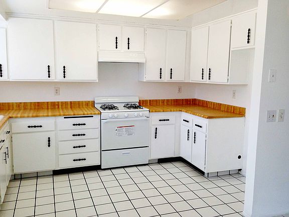2nd image of 7551 Frazer Dr
