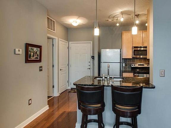 4th image of 3000 Vanderbilt Pl APT 126