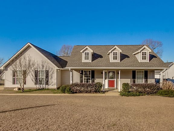 2nd image of 10873 Magnolia Ln