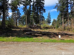 70 B Port Susan Drive, Everett, WA
