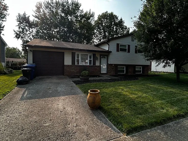 3559 Halpern St — Photo 1
