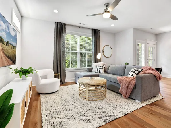 2345 Amherst Aly #Id1221843p, Fayetteville, AR 72703