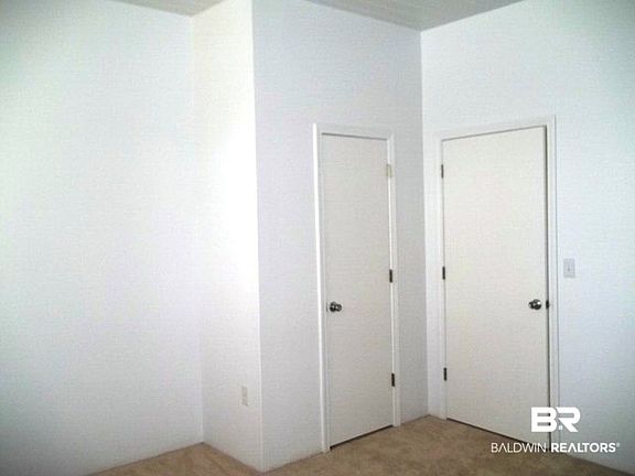 5th image of 7640 Jefferson Ave