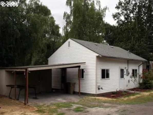 1404 SE Courtney Ave, Milwaukie, OR 97222