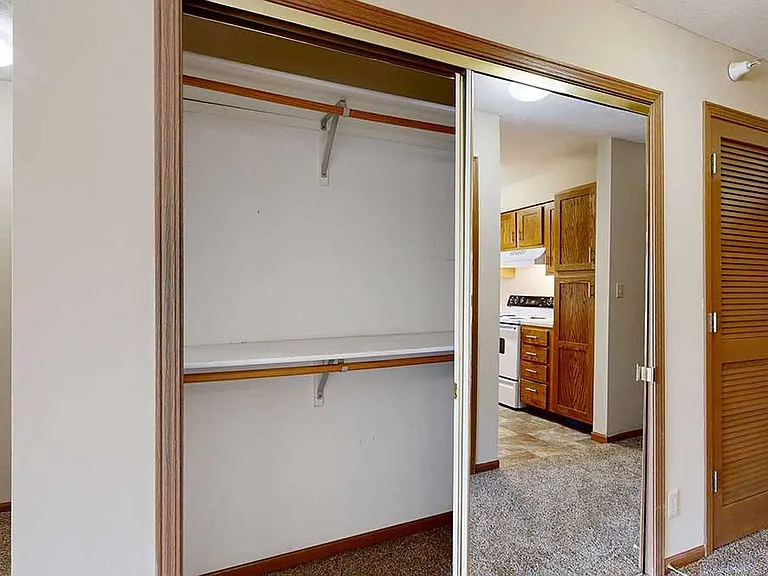 Pine Lake Heights Apartments — Photo 59