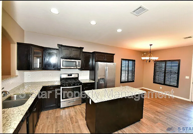 3741 Loma Adriana Dr — Photo 11