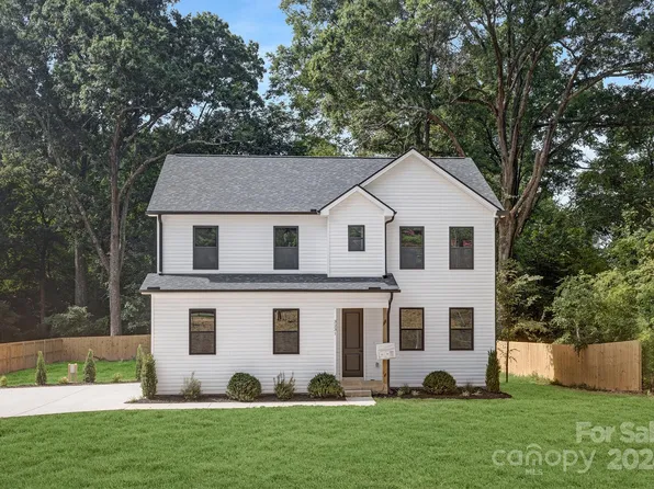 3231 Deer Track Ln, Monroe, NC 28110