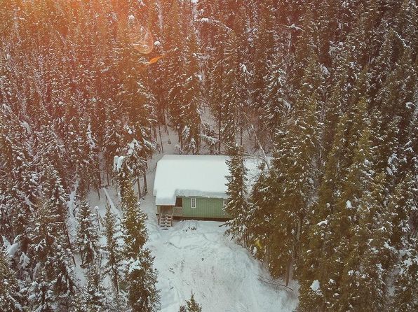 fairbanks-alaska-449334318 picture