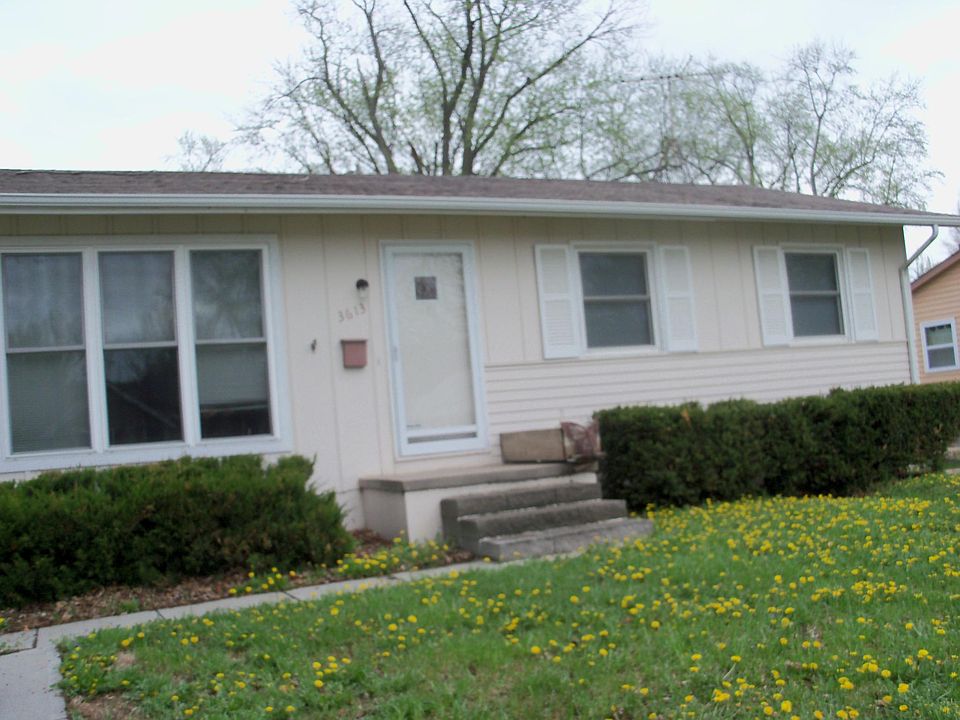 1st image of 3613 S 121st St